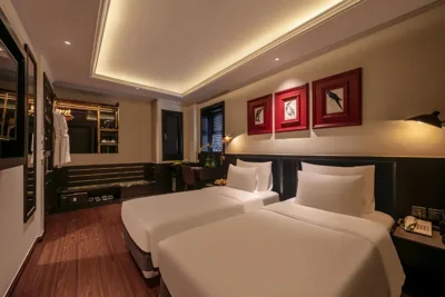 Executive 트윈룸 - 창문 - 주변 건물 전망 — Champton Hanoi Hotel